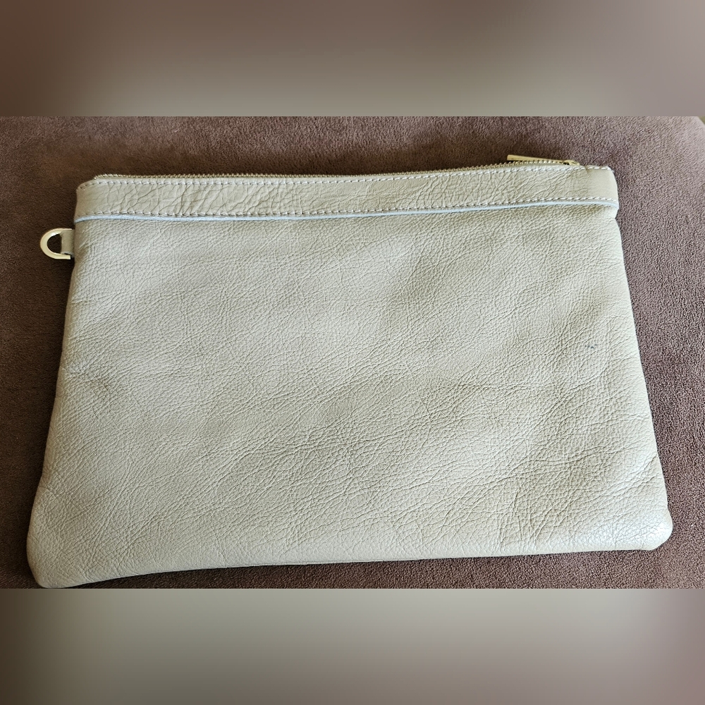 Genuine leather Laura Digimaggio zipper clutch